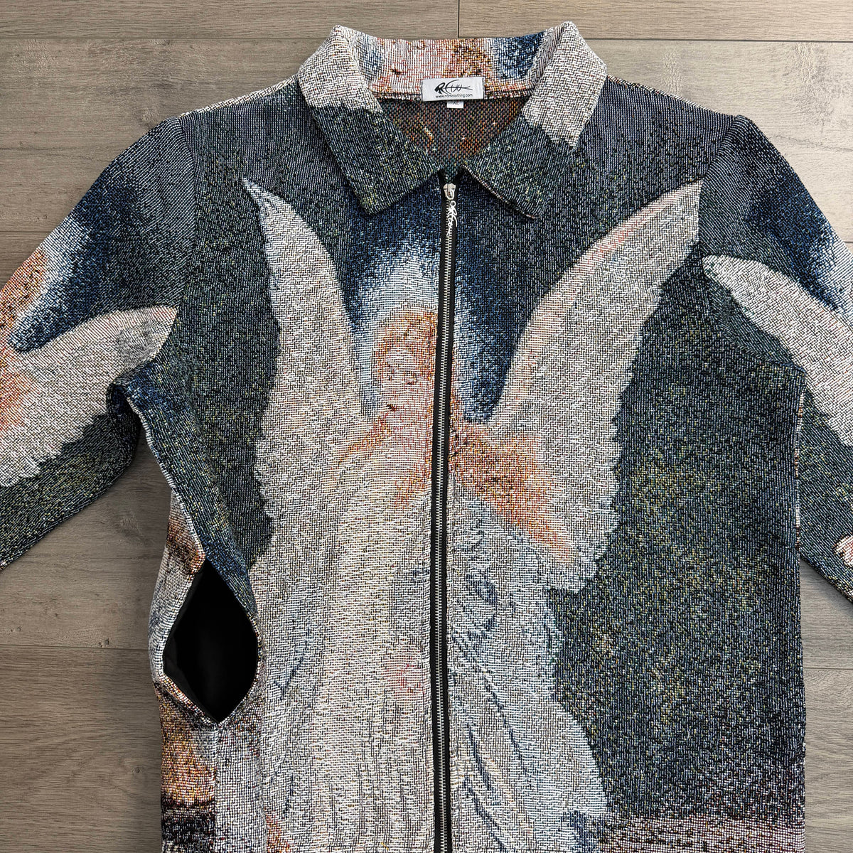 NONAME 1 OF 1 ANGELIC TAPESTRY TEE