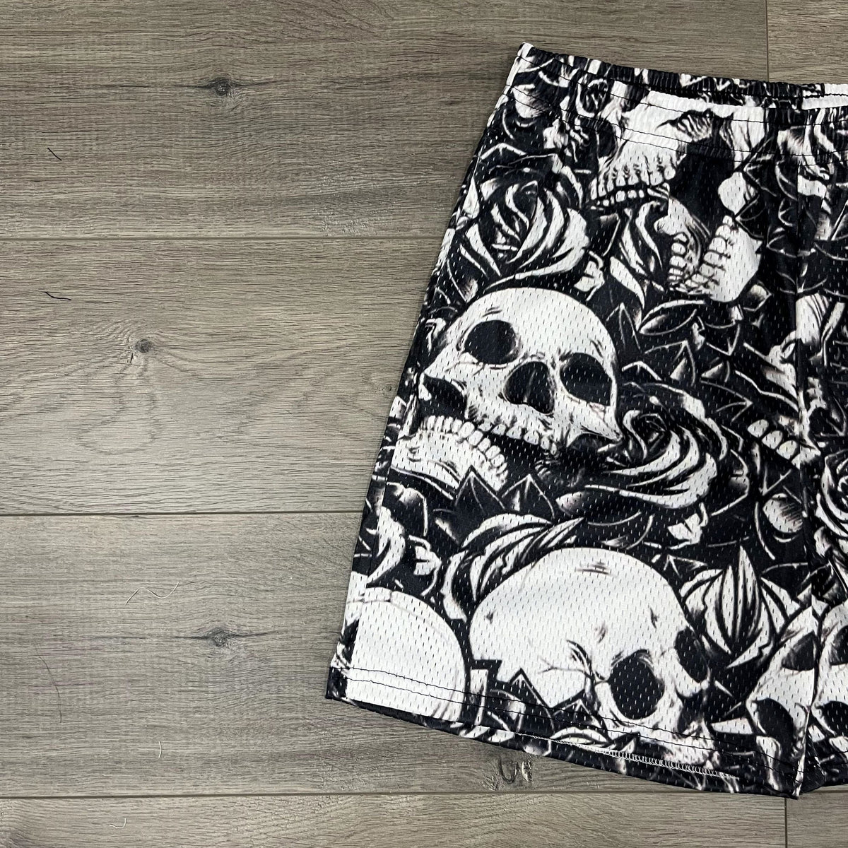 SKULL MESH SHORTS-8691 - RDMCLOTHINGART